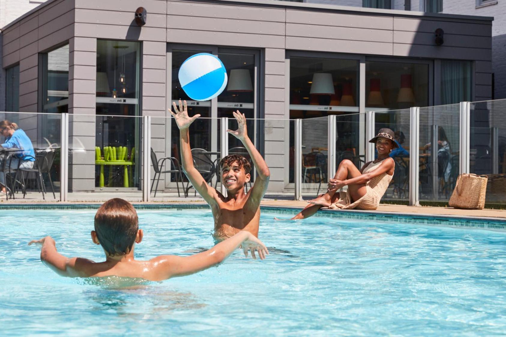 Holiday Suites Zeebrugge Ngoại thất bức ảnh