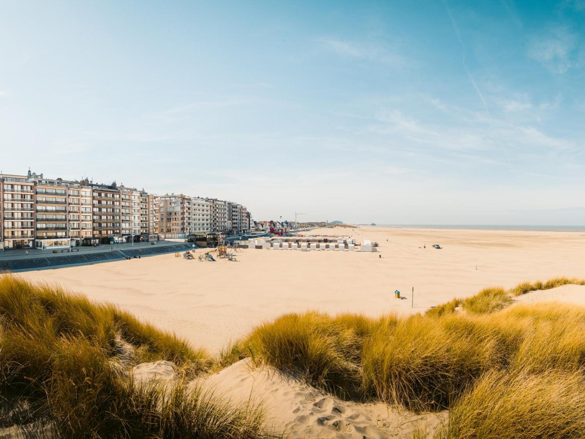 Holiday Suites Zeebrugge Ngoại thất bức ảnh